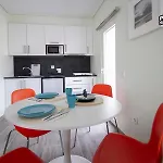 Ocean Two & Three Apartamento
